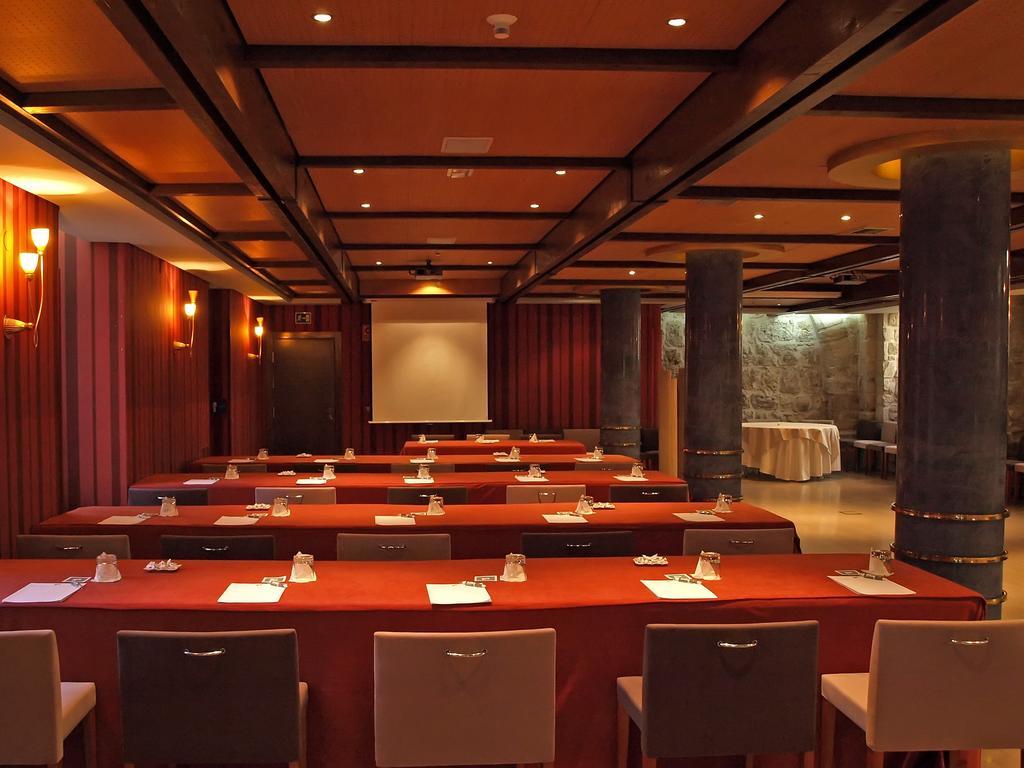Rice Palacio De Los Blasones Burgo Εξωτερικό φωτογραφία